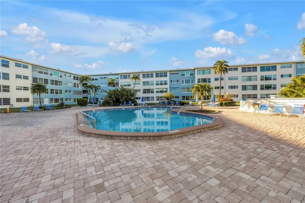 6161 Gulf Winds Drive St Pete Beach FL 33706