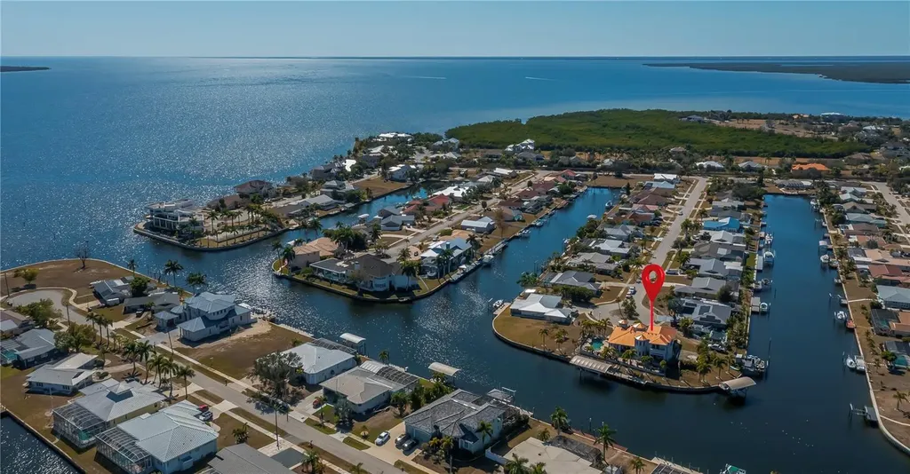 290 Tait Terrace SE Port Charlotte FL 33952