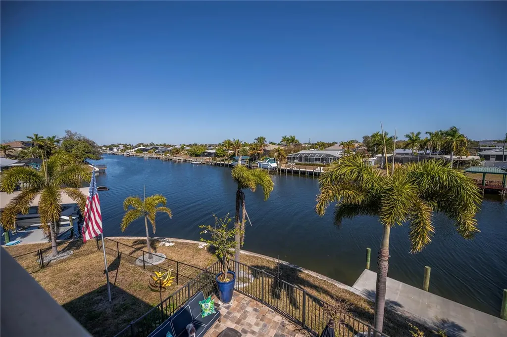 290 Tait Terrace SE Port Charlotte FL 33952