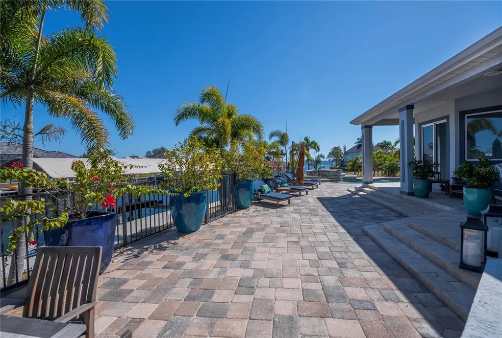 290 Tait Terrace SE Port Charlotte FL 33952