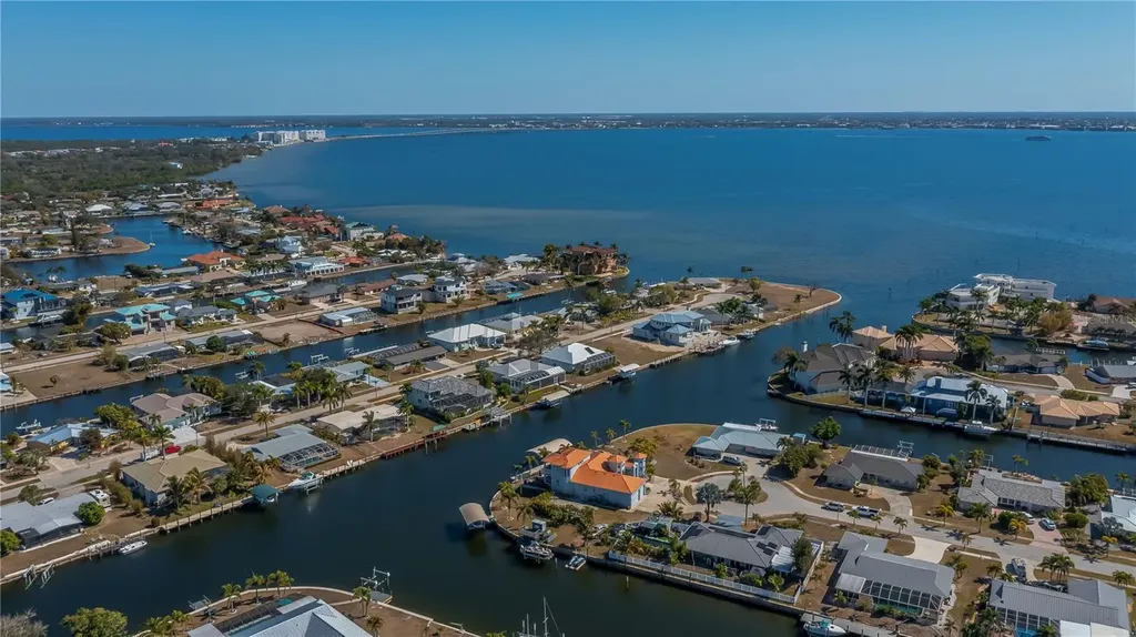 290 Tait Terrace SE Port Charlotte FL 33952