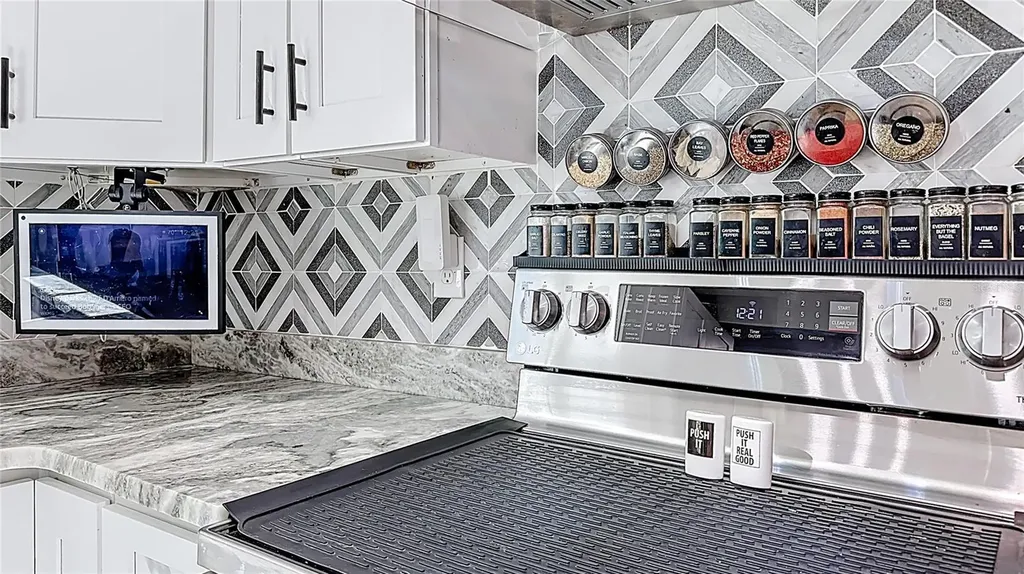 1201 W 12th Street Sanford FL 32771