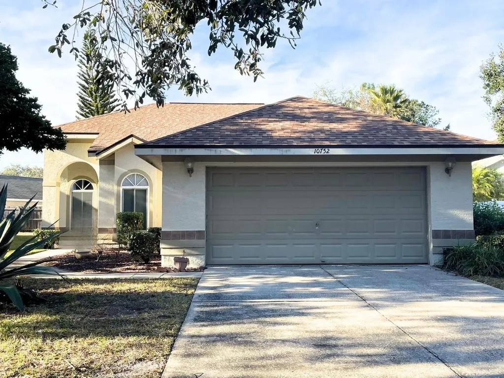 10752 Satinwood Circle Orlando FL 32825