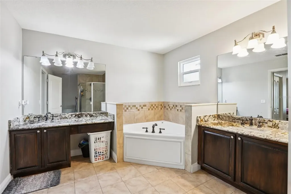 20613 Whitewood Way Tampa FL 33647