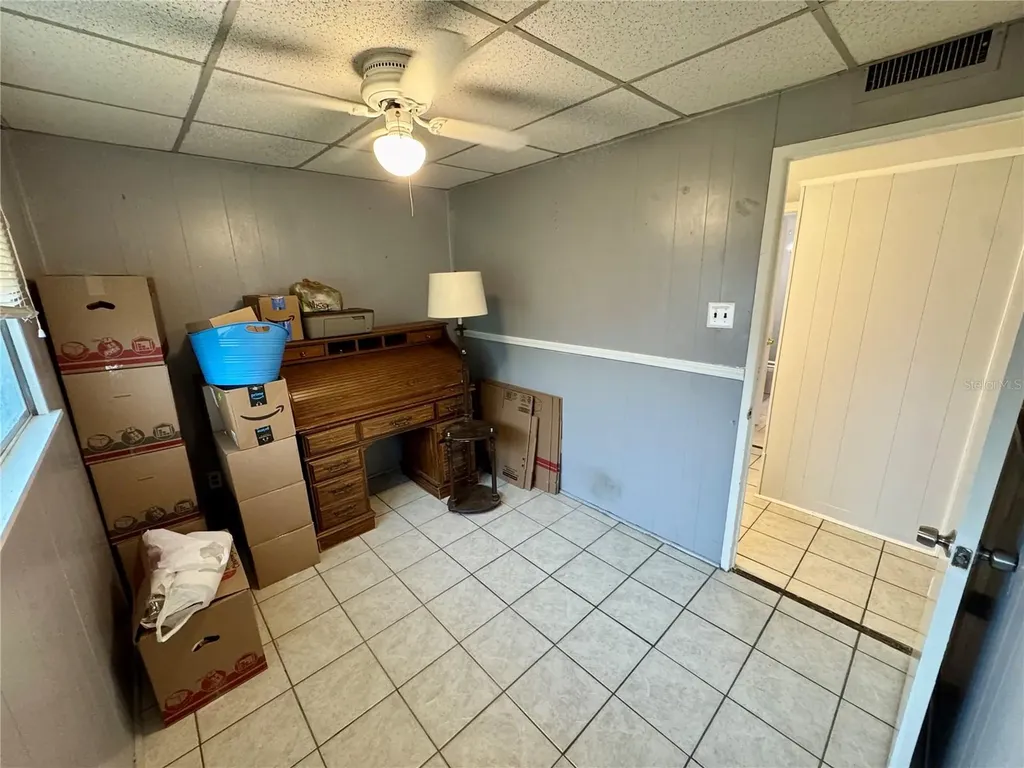4102 W Fairview Heights Tampa FL 33616