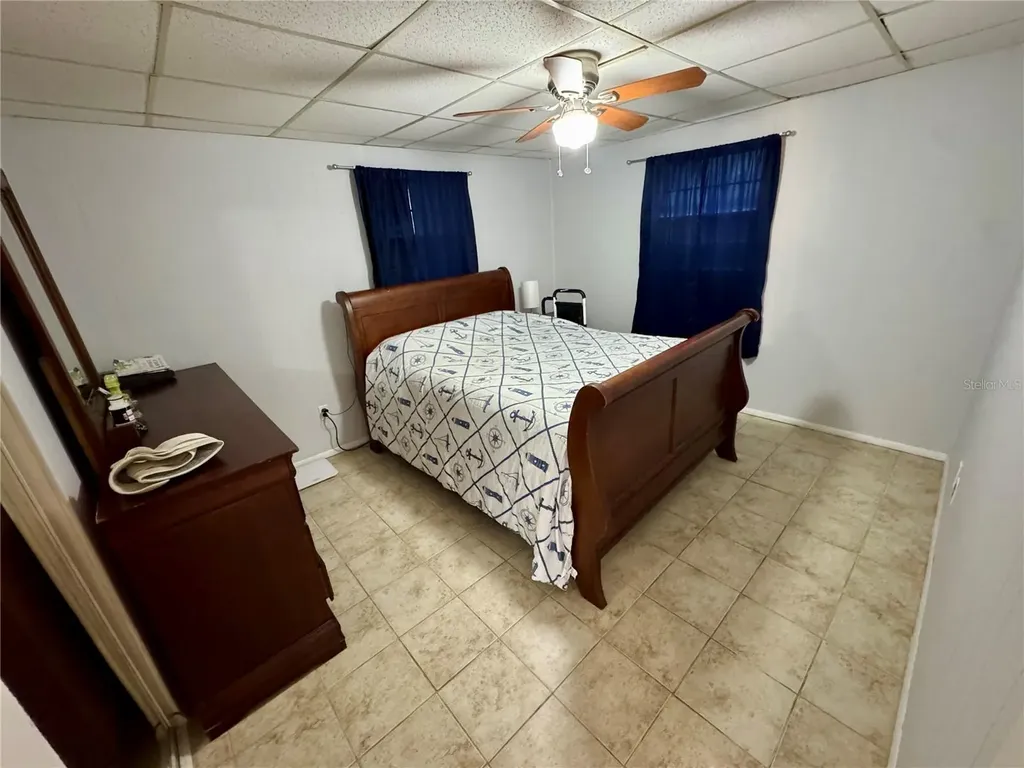 4102 W Fairview Heights Tampa FL 33616