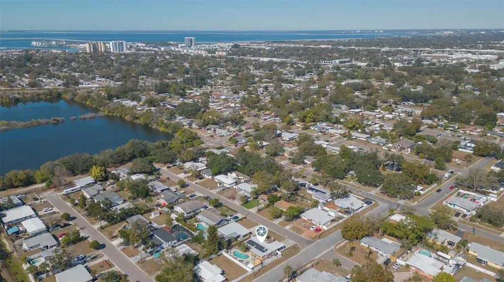4102 W Fairview Heights Tampa FL 33616