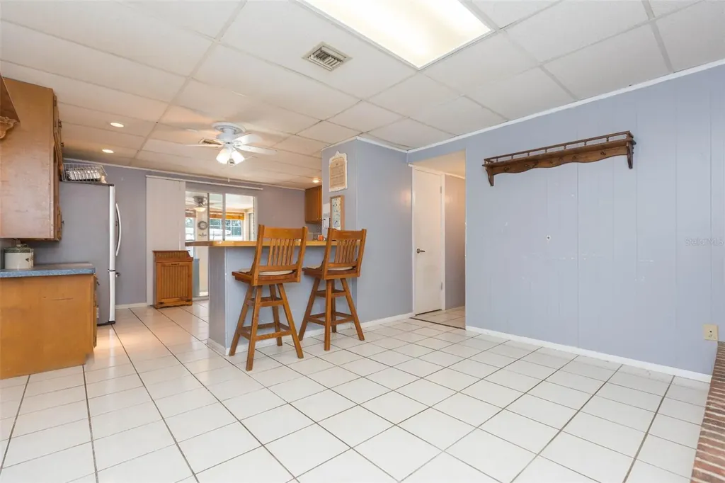4102 W Fairview Heights Tampa FL 33616