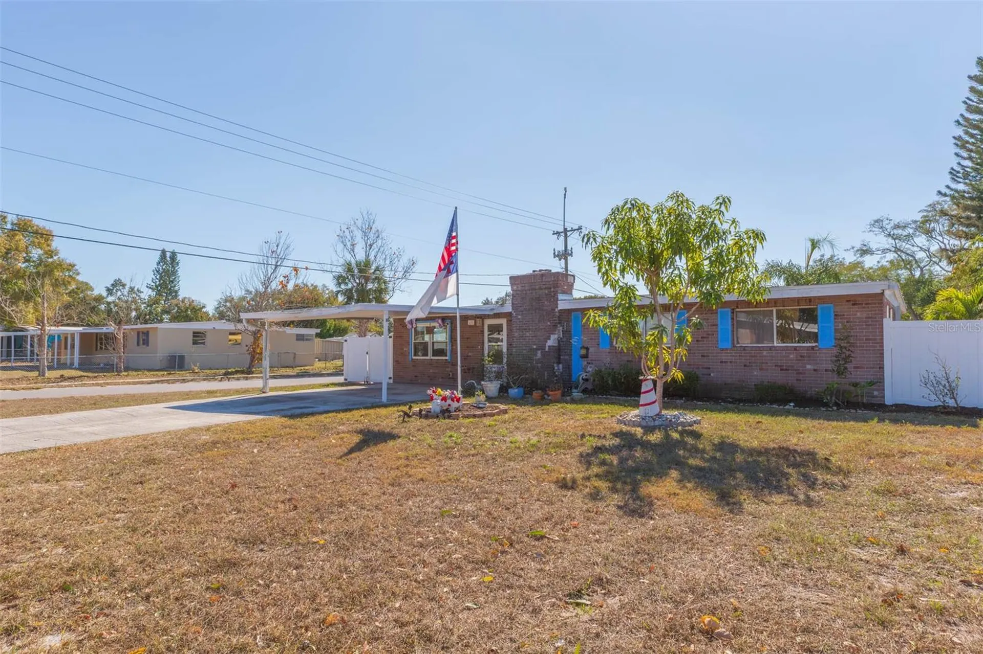 4102 W Fairview Heights Tampa FL 33616