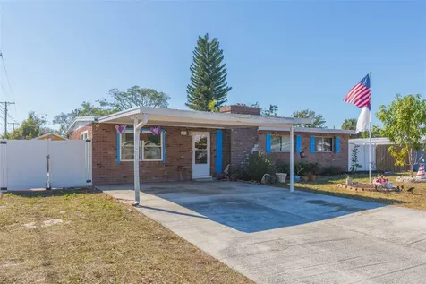 4102 W Fairview Heights Tampa FL 33616