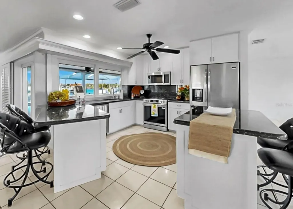6344 Cottonwood Lane Apollo Beach FL 33572