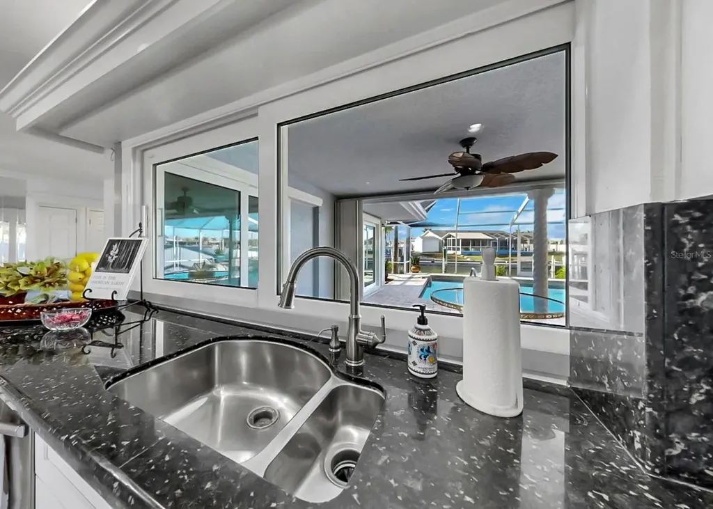 6344 Cottonwood Lane Apollo Beach FL 33572