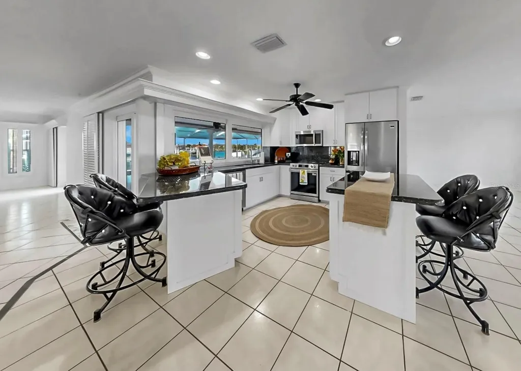 6344 Cottonwood Lane Apollo Beach FL 33572