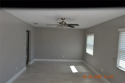 6204 W Knights Griffin Road Plant City FL 33565
