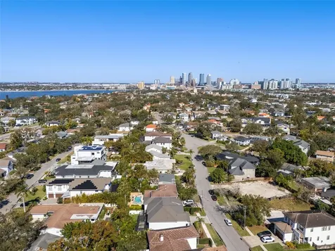 478 Bosphorous Avenue Tampa FL 33606