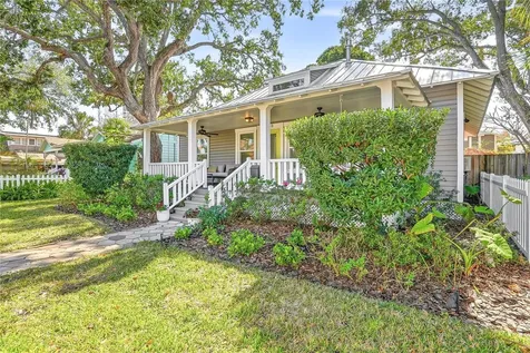 400 9th Avenue NE St Petersburg FL 33701
