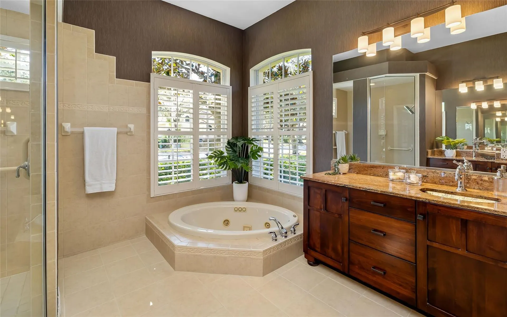 9515 Royal Calcutta Place Bradenton FL 34202