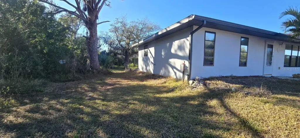 525 Altoona Street NW Port Charlotte FL 33948