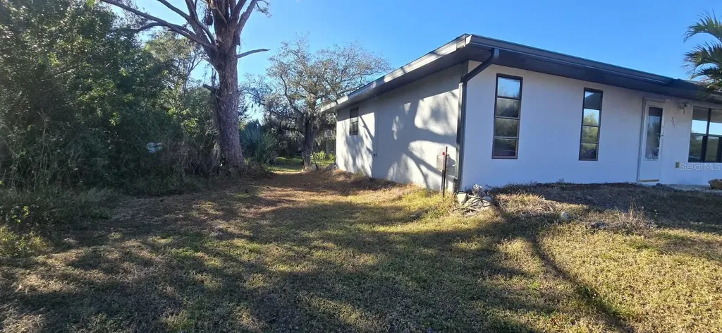 525 Altoona Street NW Port Charlotte FL 33948