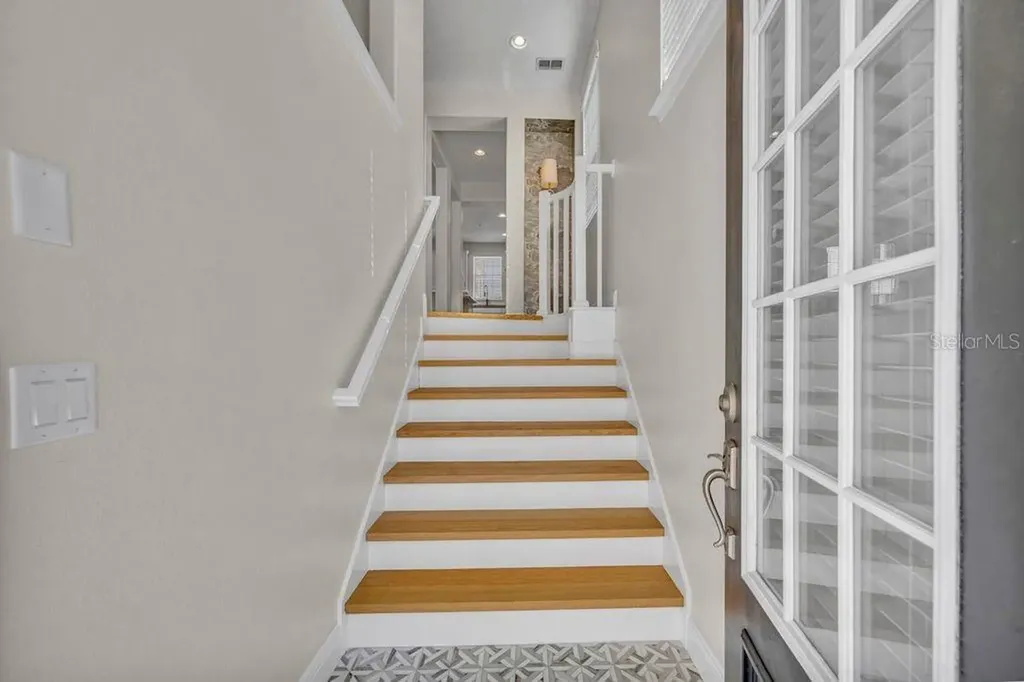 2066 Brink Alley Orlando FL 32814