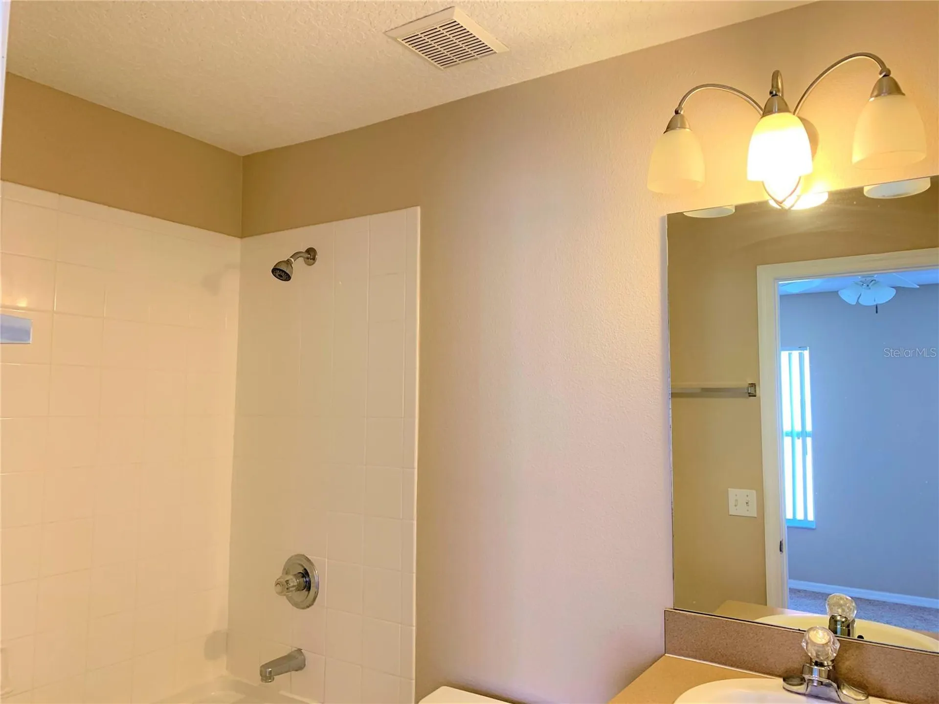 5311 Paradise Cay Circle Kissimmee FL 34746