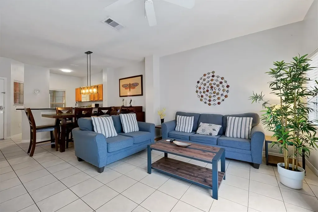 8519 Bay Lilly Loop Kissimmee FL 34747