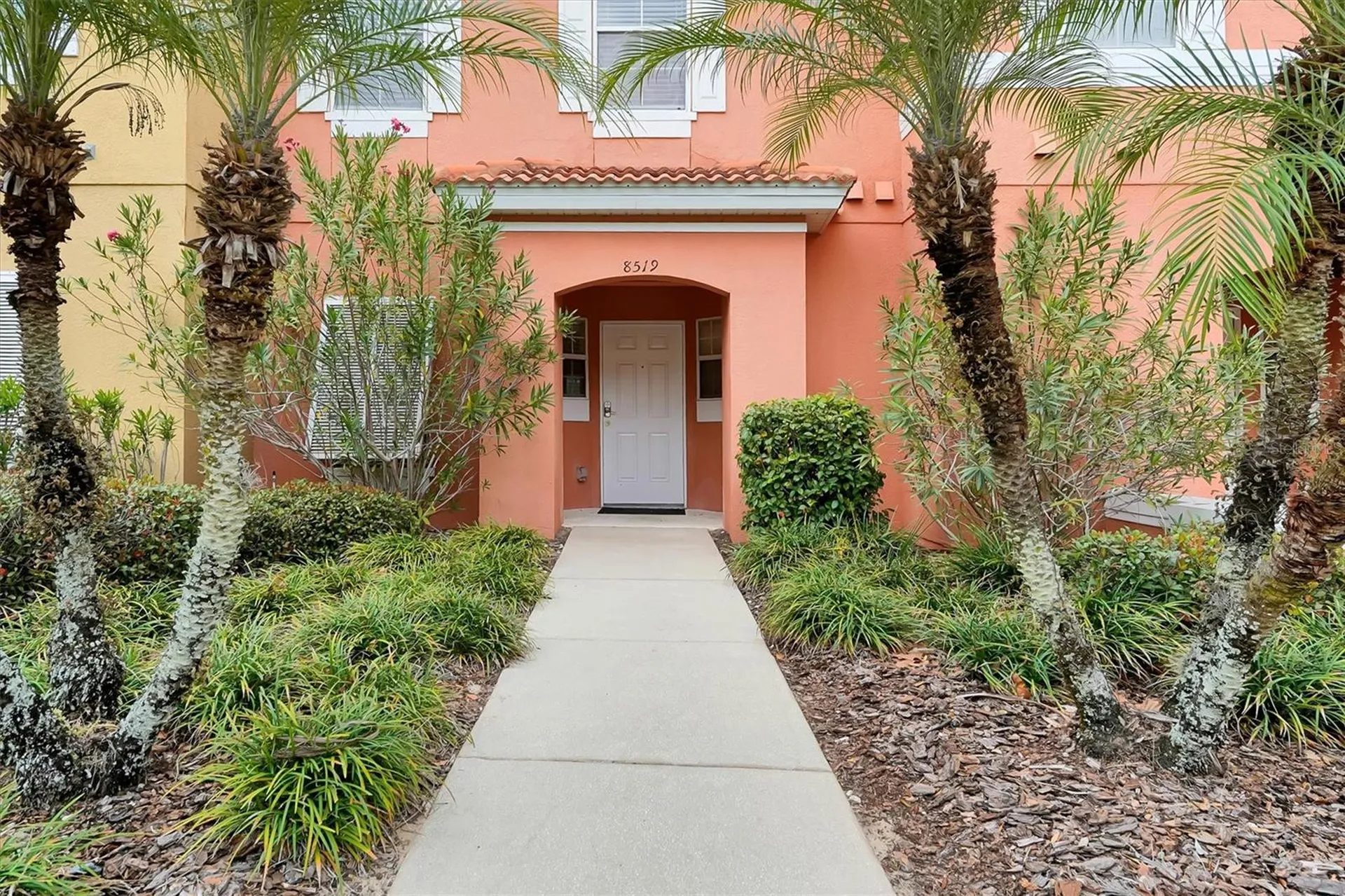 8519 Bay Lilly Loop Kissimmee FL 34747