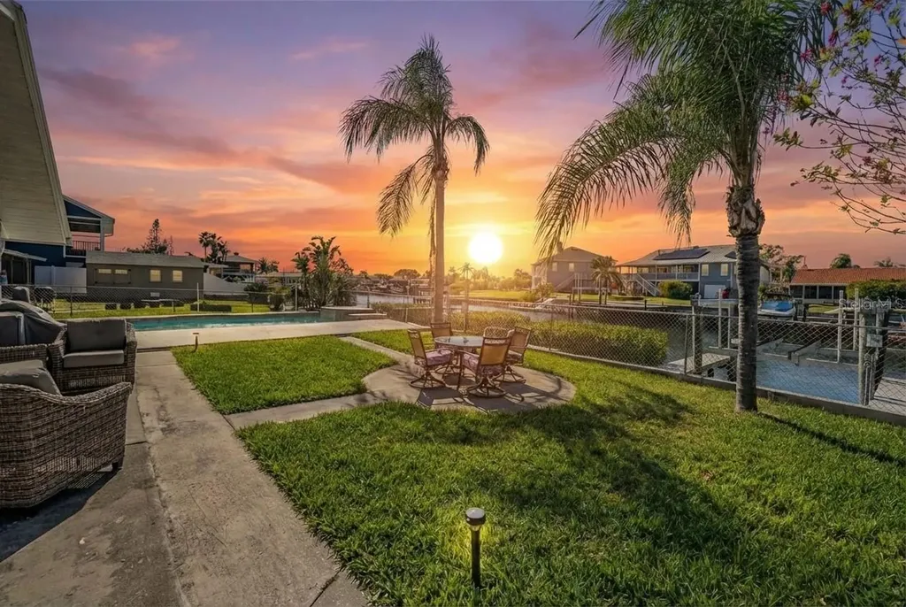 5001 Marlin Drive New Port Richey FL 34652