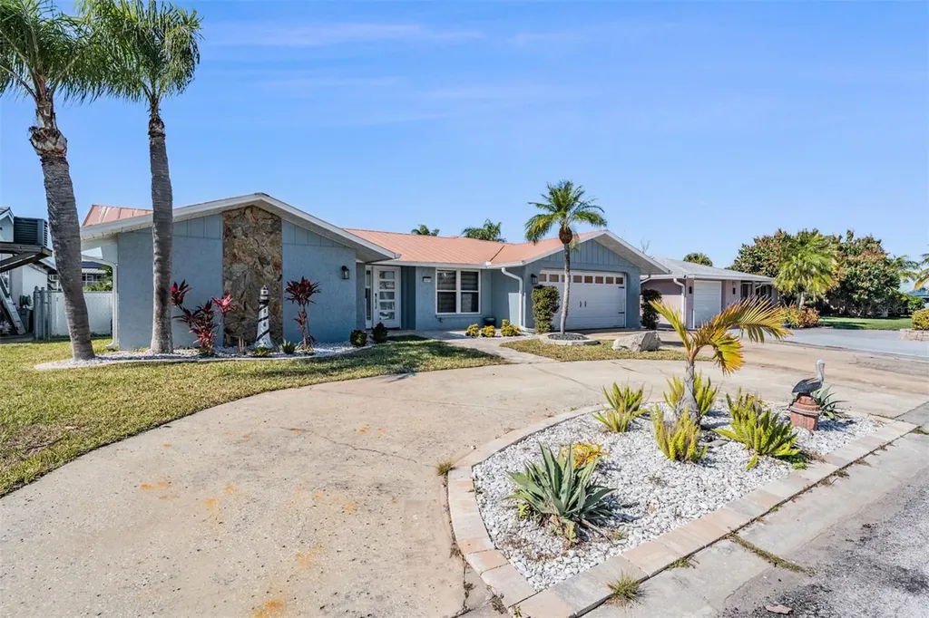 5001 Marlin Drive New Port Richey FL 34652