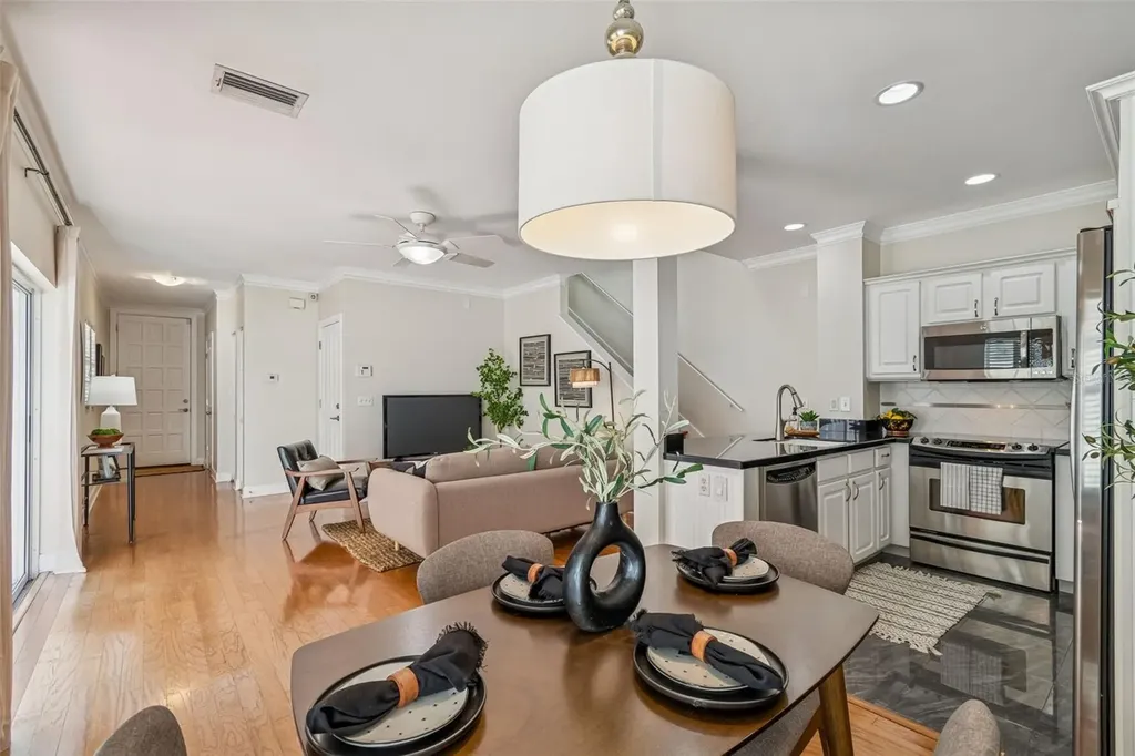 1013 W Horatio Street Tampa FL 33606
