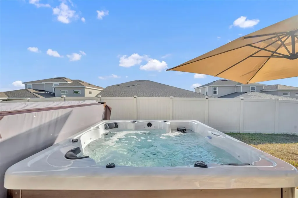 1110 Olivine Avenue Dundee FL 33838