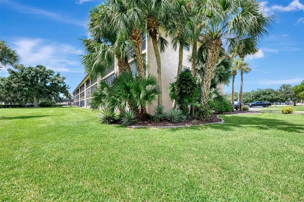 102 Capri Isles Boulevard Venice FL 34292