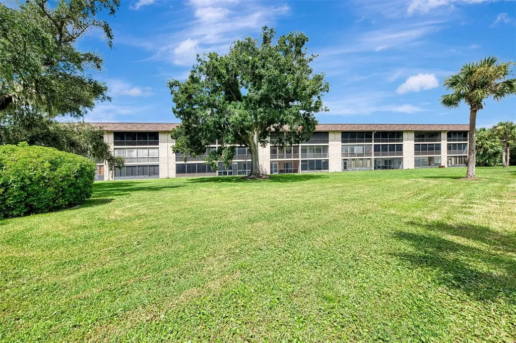 102 Capri Isles Boulevard Venice FL 34292