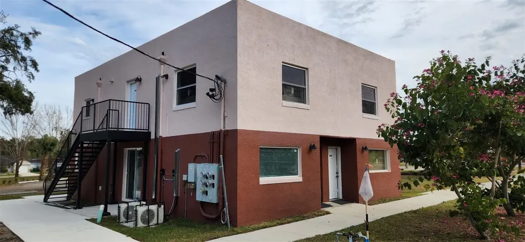 1147 E Mcdonald Avenue Eustis FL 32726