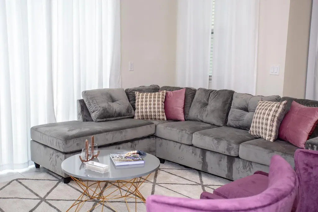 640 Pebble Beach Drive Davenport FL 33896
