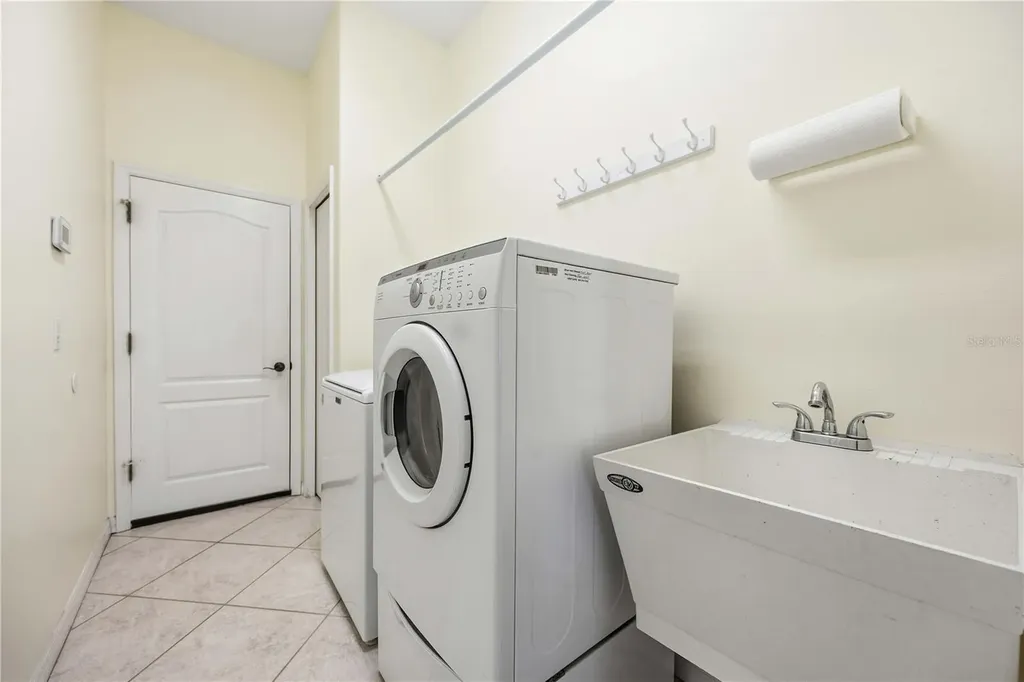 7451 Roxye Lane Sarasota FL 34240