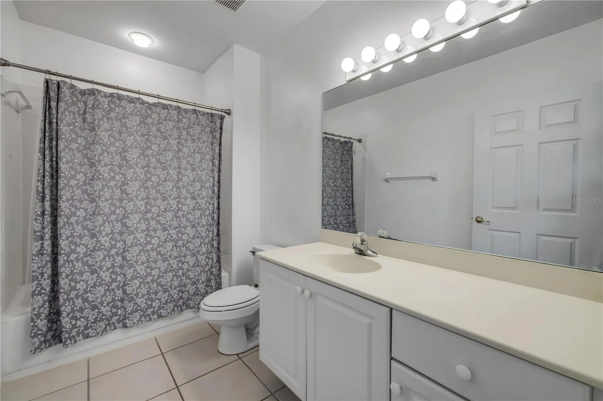 415 Bouchelle Drive New Smyrna Beach FL 32169