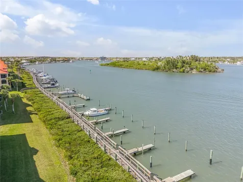 415 Bouchelle Drive New Smyrna Beach FL 32169