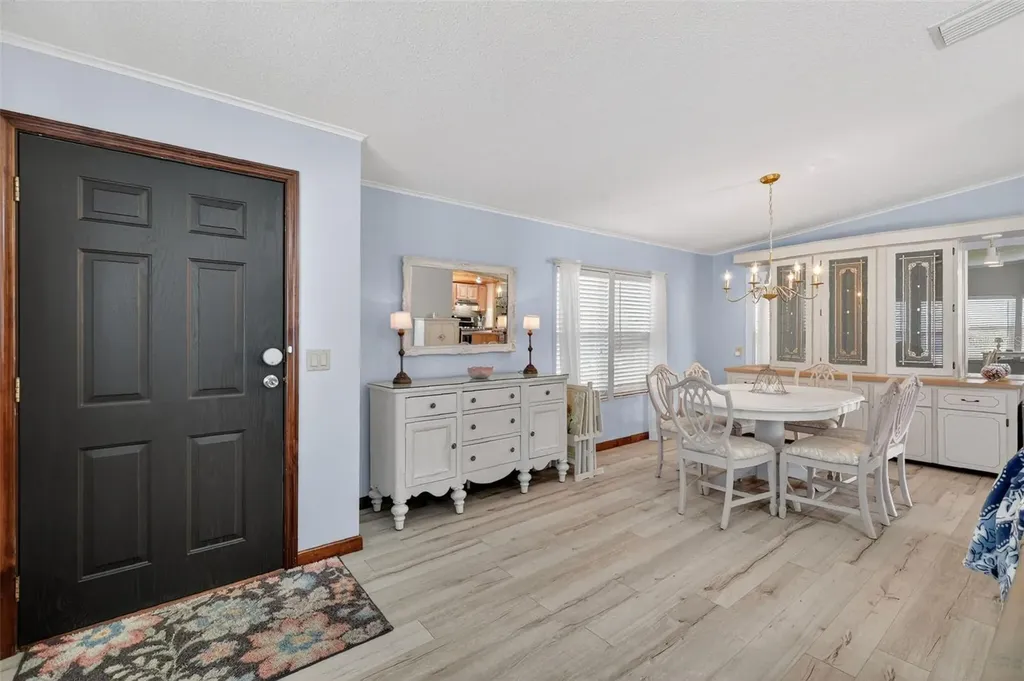 3567 Manatee Road Tavares FL 32778
