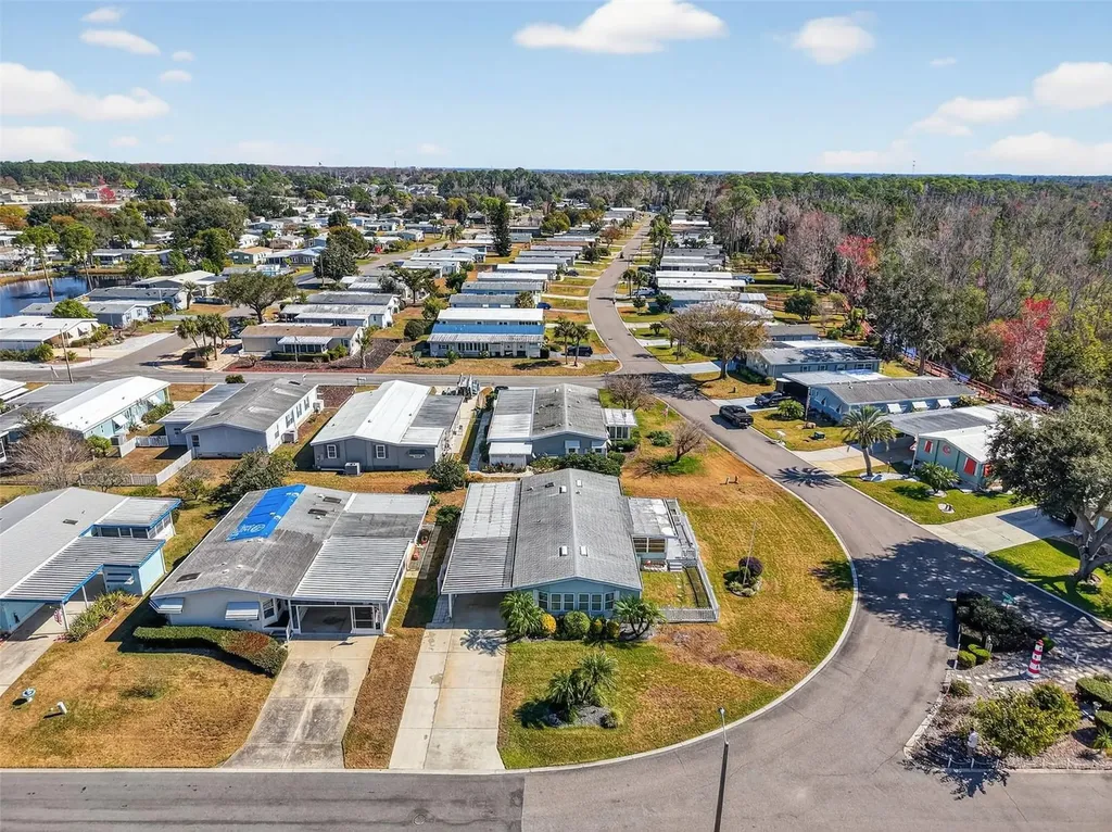 3567 Manatee Road Tavares FL 32778