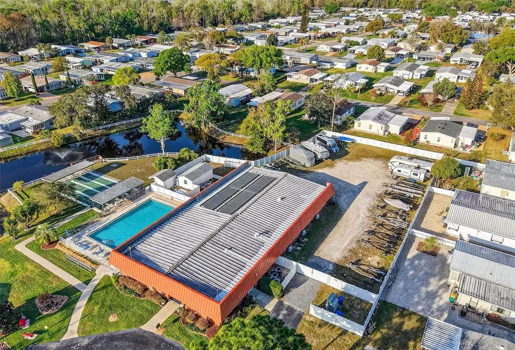 3567 Manatee Road Tavares FL 32778