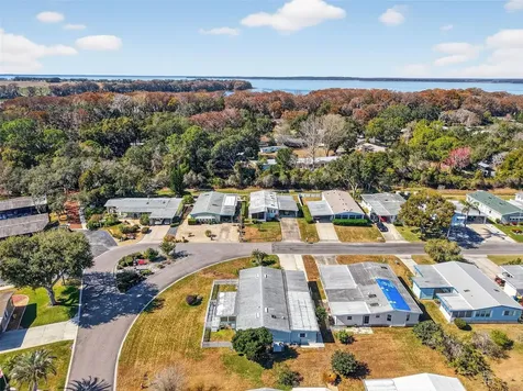 3567 Manatee Road Tavares FL 32778