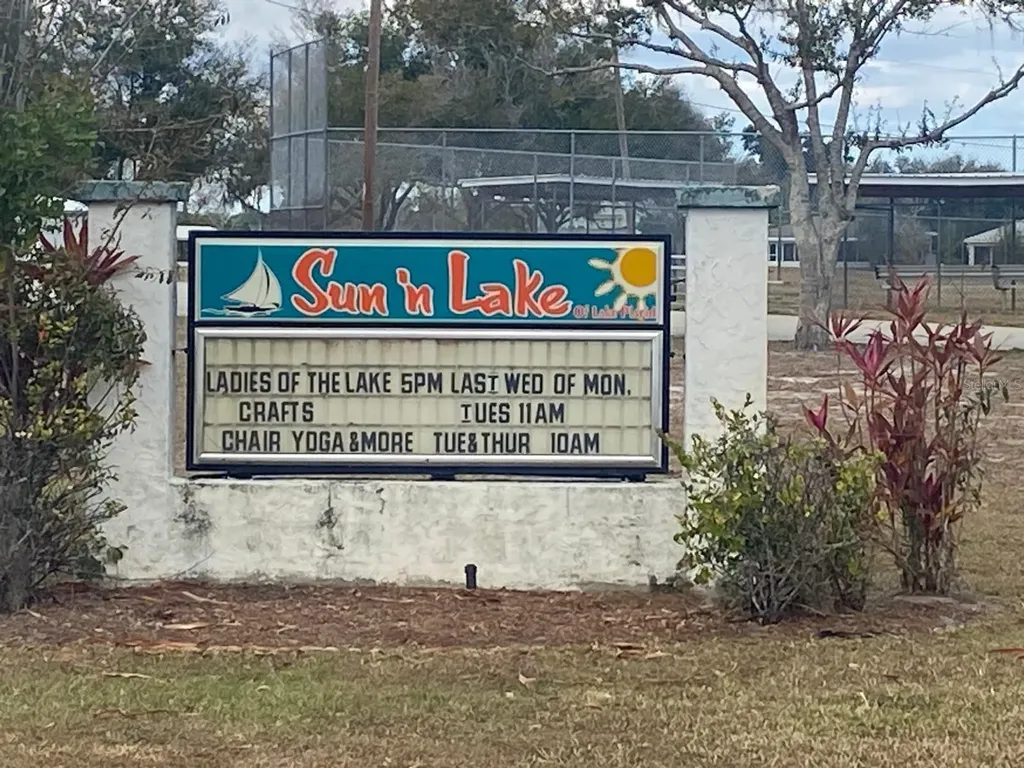 105 Blue Moon Avenue Lake Placid FL 33852