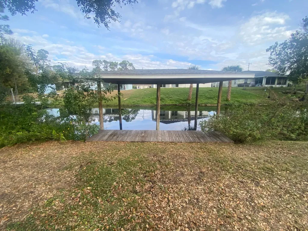 105 Blue Moon Avenue Lake Placid FL 33852