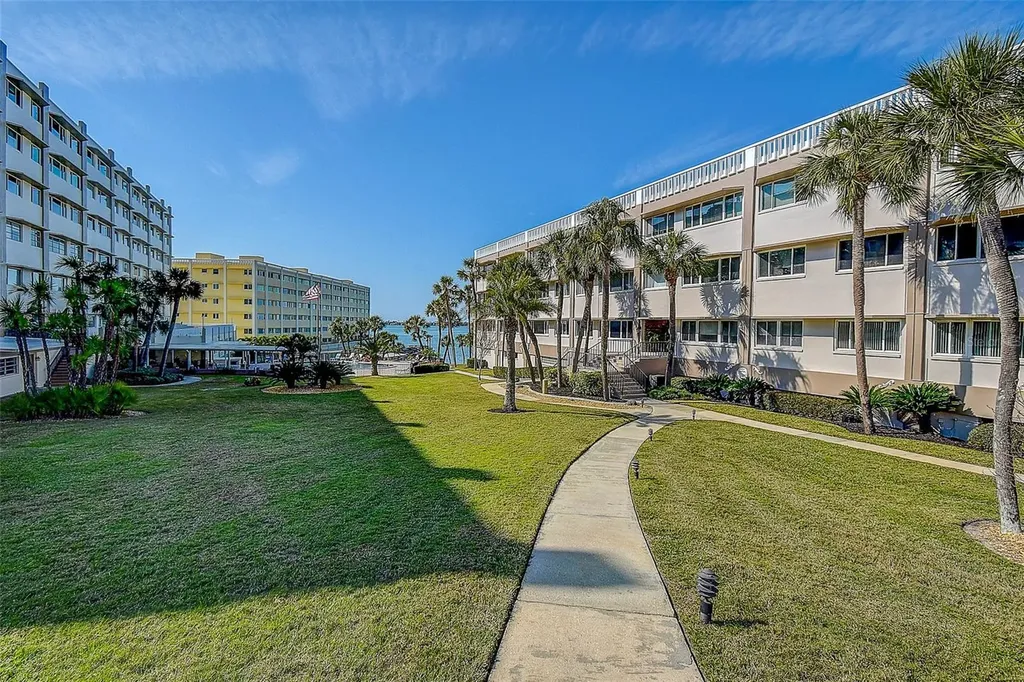100 Bluff View Drive Belleair Bluffs FL 33770