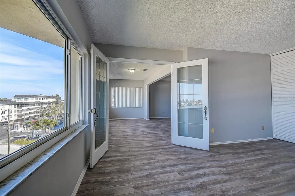 100 Bluff View Drive Belleair Bluffs FL 33770