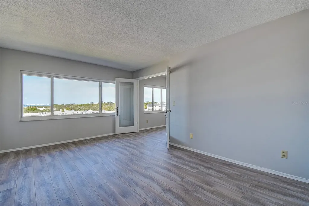 100 Bluff View Drive Belleair Bluffs FL 33770