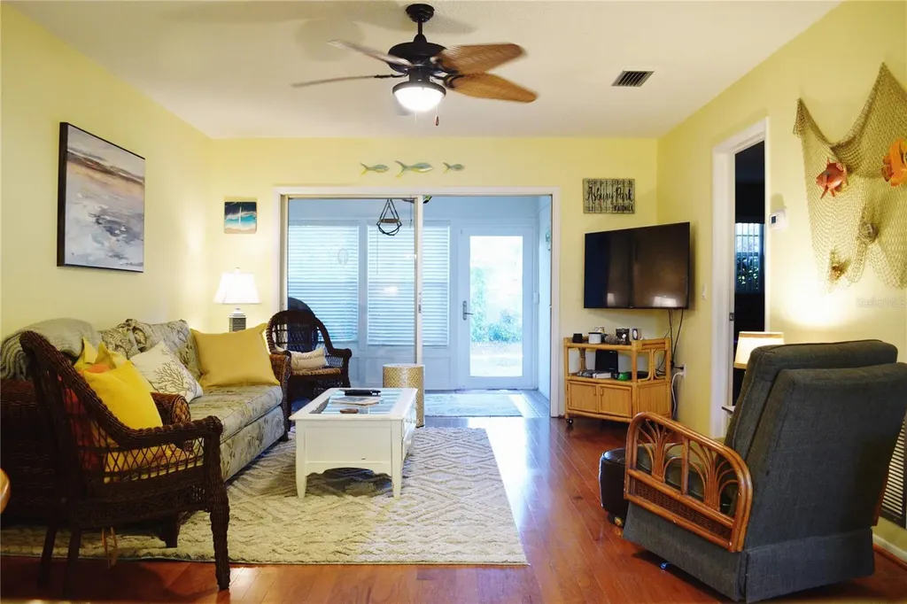 1016 De Soto Drive Dunedin FL 34698