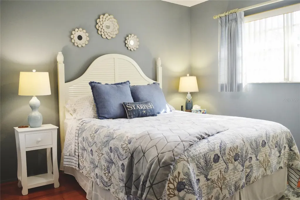 1016 De Soto Drive Dunedin FL 34698