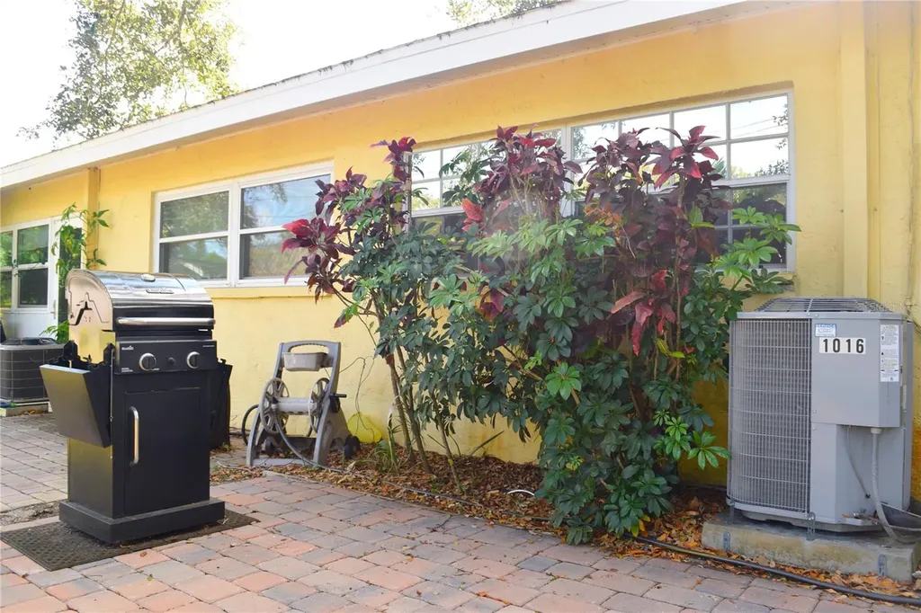 1016 De Soto Drive Dunedin FL 34698
